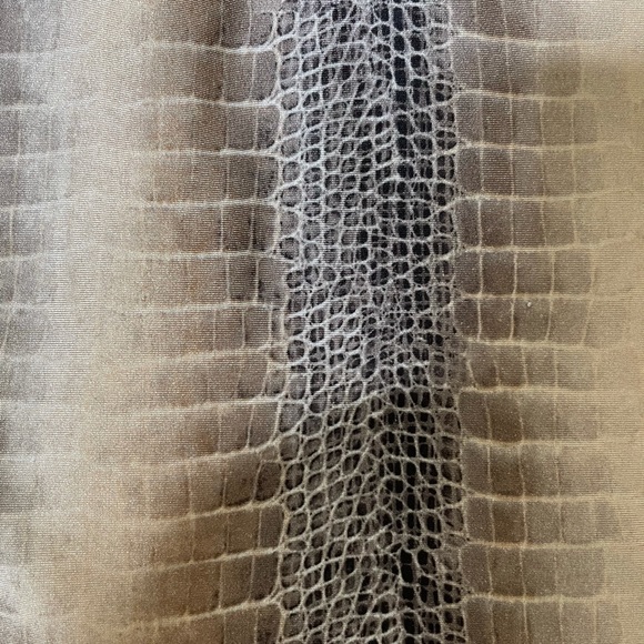 Beautiful brown and gray croc print dress in SizeL - Picture 4 of 4